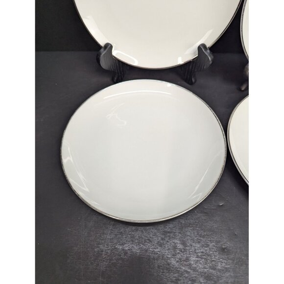 Royal M by Mitashoten Platinum Knight M109 White Coupe Salad Plate Set of 4 - Picture 4 of 9